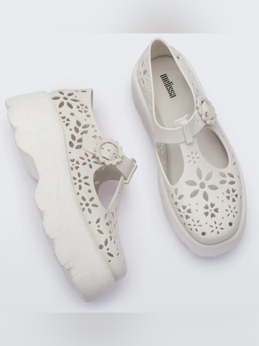 Melissa Kick Off Lace Platform in White, Size 7